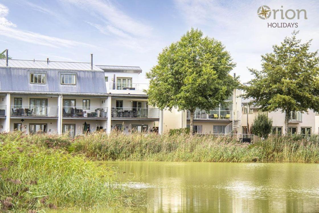 Howells Mere 88, Tranquility P Somerford Keynes Bagian luar foto